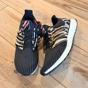 Adidas Zebra  ULTRABOOST Size 7.5 Women's Sneakers